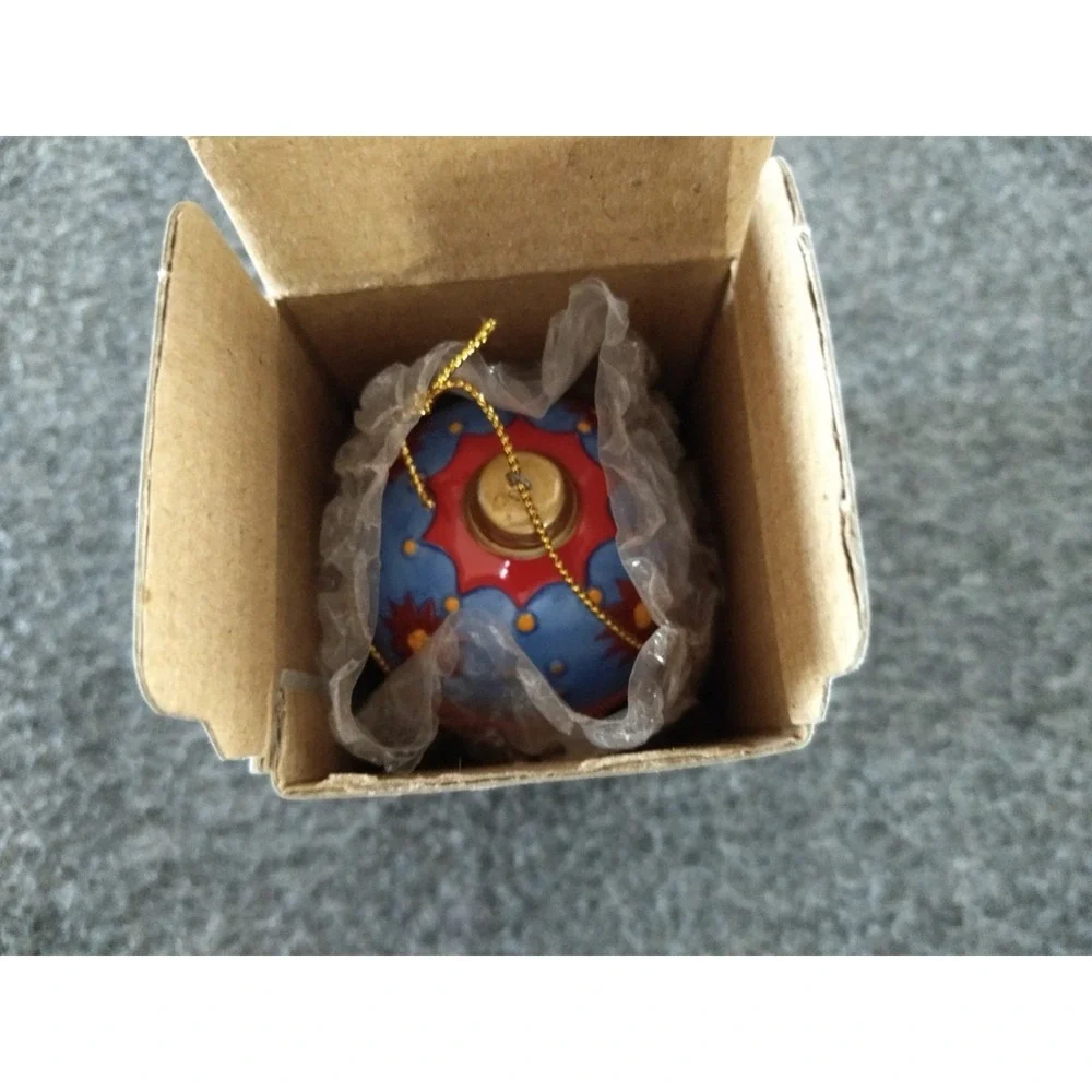 Ornament Trinket Box Porcelain Hinged‎ Christmas Ball Hanging Cord Orig Box NEW